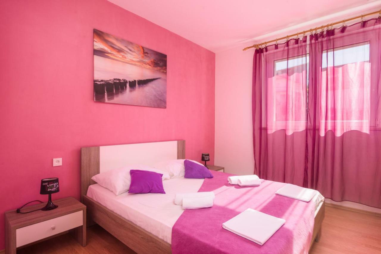 Apartments Mirjana Trogir Exteriör bild